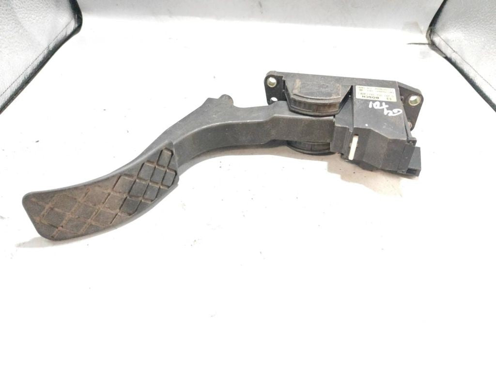 Volkswagen Golf IV 2000 Diesel accelerator throttle pedal 1J1721503K 