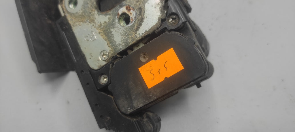 Alfa Romeo 156 1.9JTD 110kW Diesel 2004 LHD Front Right Door Lock 18110242