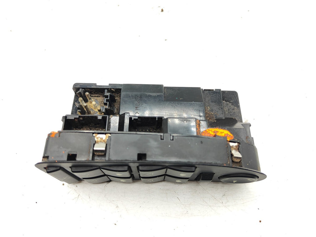 BMW 5 SERIES E39 2001 LHD Front Left Electric Window Switch 8368966
