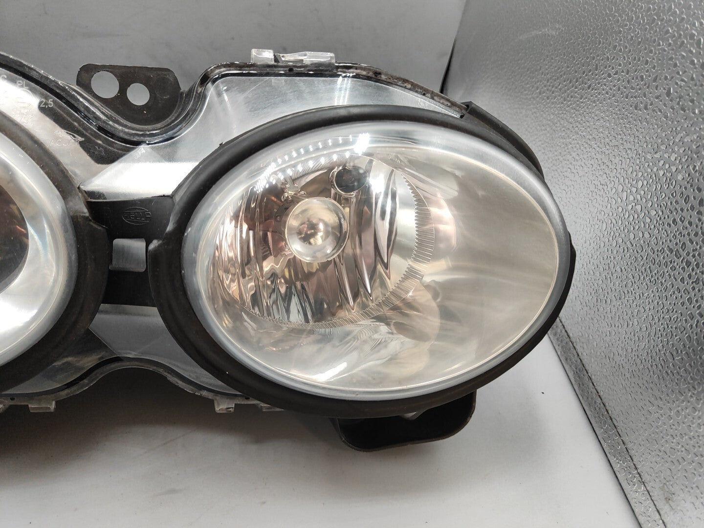 Jaguar X Type 2.0D 96kW RHD Front Right  Headlight 1X4313W029AJ GOOD CONDITION