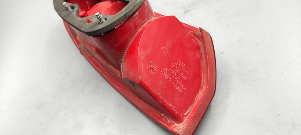 Alfa Romeo 147 1.9JTD 103kW 2004 LHD Rear Right Taillight Lamp 46556347
