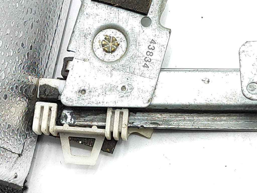 Alfa Romeo 156 1.9JTD 16V 2002 Front Left Window Lifting Mechanism Motor 400396A