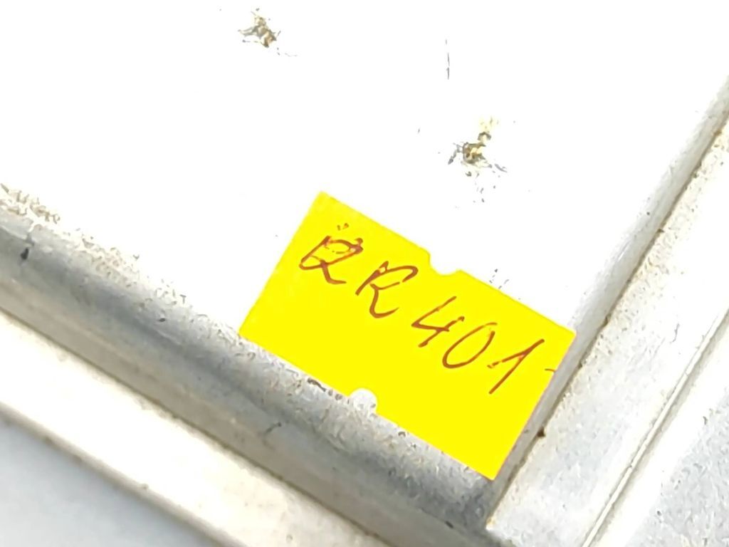 Volkswagen PASSAT B5 1.8i 1998 Engine control unit module ECU 8D0907558S 