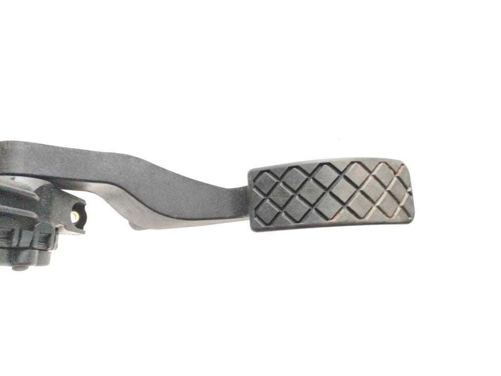 Volkswagen VW Golf IV 1999 Diesel accelerator throttle pedal 1J1721503H 