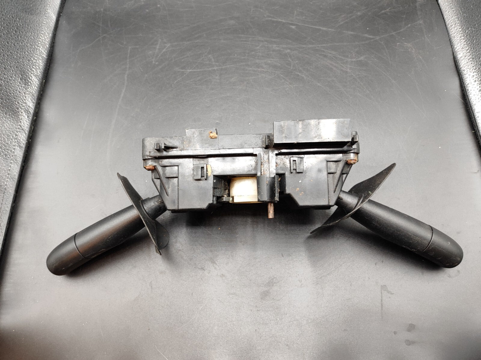 Alfa Romeo 166 2.4JTD 2002 Turn Light Wiper Indicator Stalk Lever 156018004