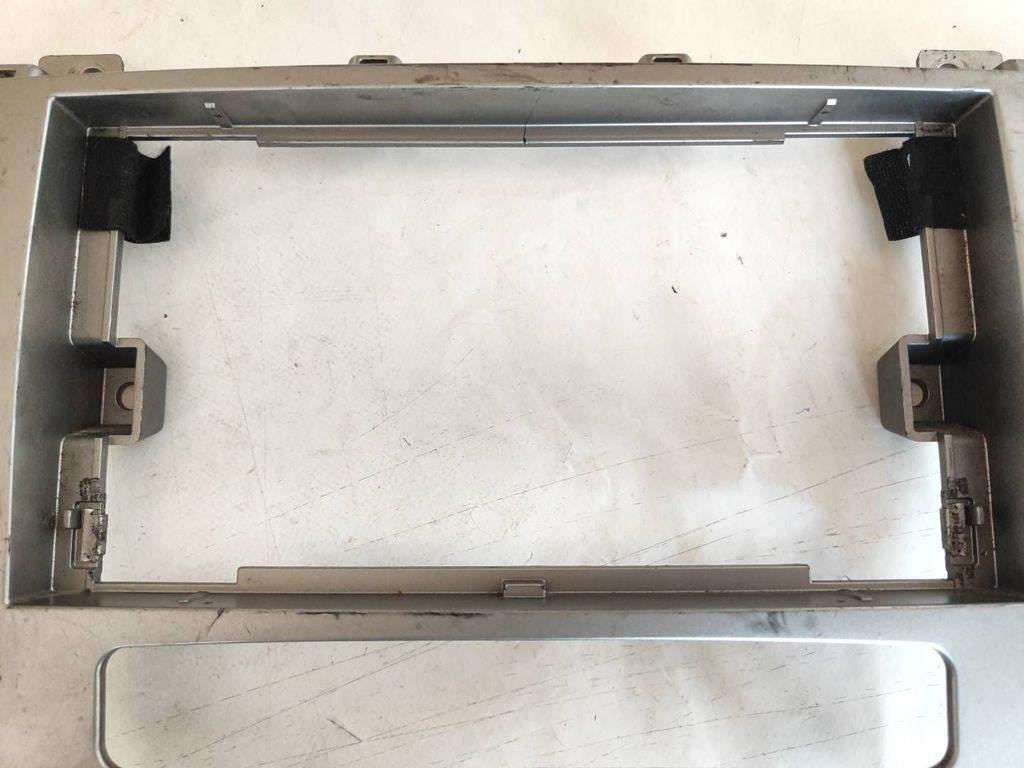 Ford S-MAX 2009 AC heater control dashboard trim 6M2118522B 