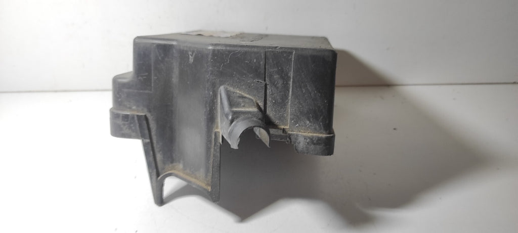 Alfa Romeo 147 1.9JTD 85kW 2002 Engine Bay Fuse Box Relay Cover Cap