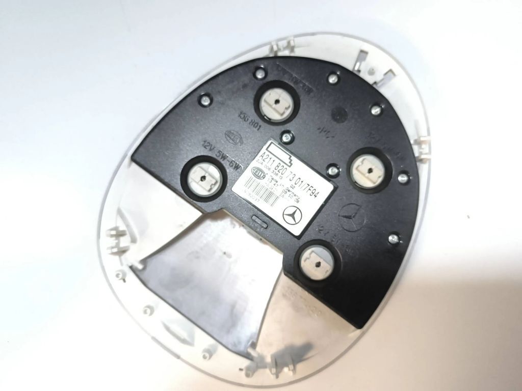 Mercedes-Benz E W211 2003 rear seat reading dome light A2118207301 