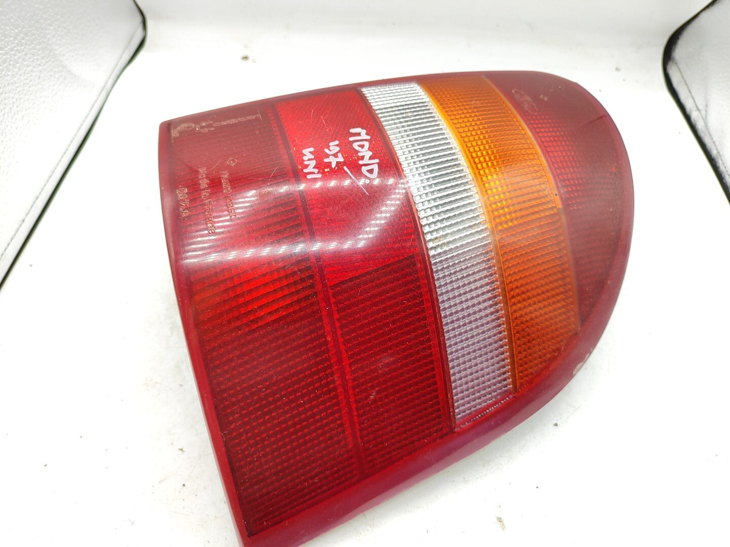 Ford Mondeo Combi 1996 Rear Right Side Taillight Light 93BG13N004