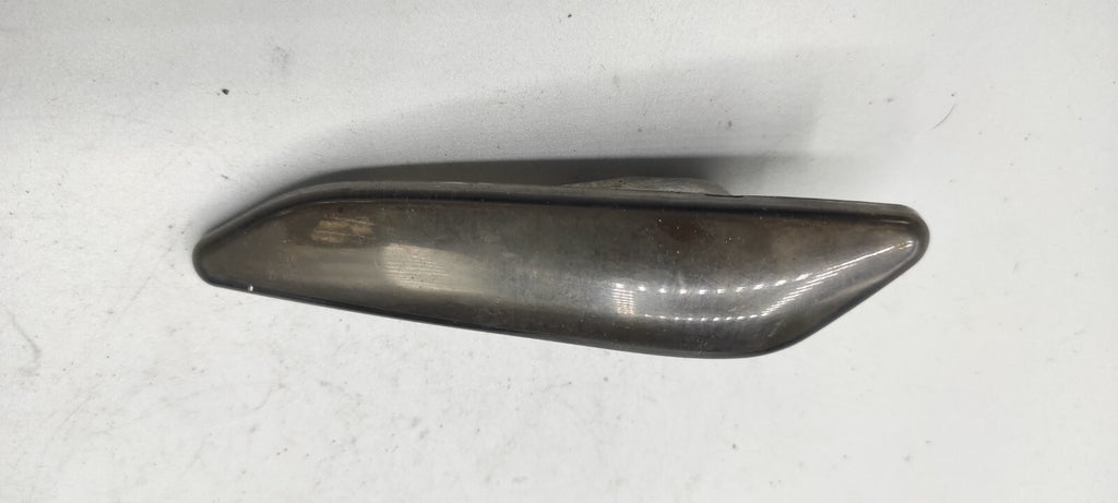 Alfa Romeo 156 2.4JTD 110kW 2002 Front Left Right Fender Indicator Light