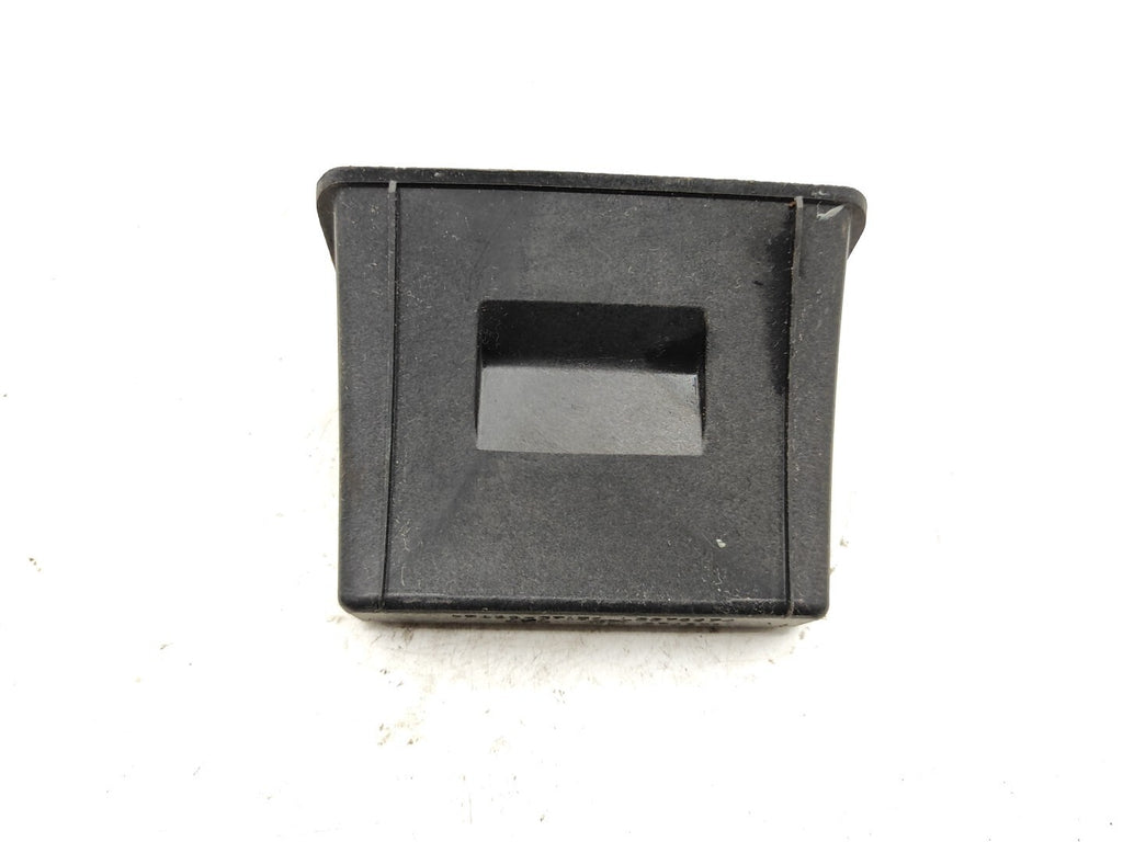 Alfa Romeo 159 1.9JTDm 88kW 2008 LHD Rear Center Console Ashtray LS376674