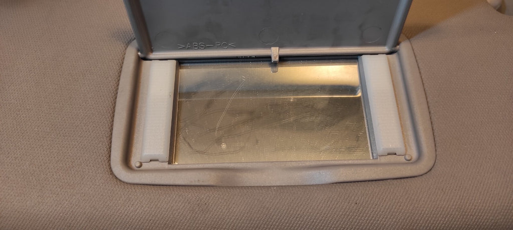 Alfa Romeo 147 2.0 Twinspark 2002 LHD Front Right Sun Visor Cover