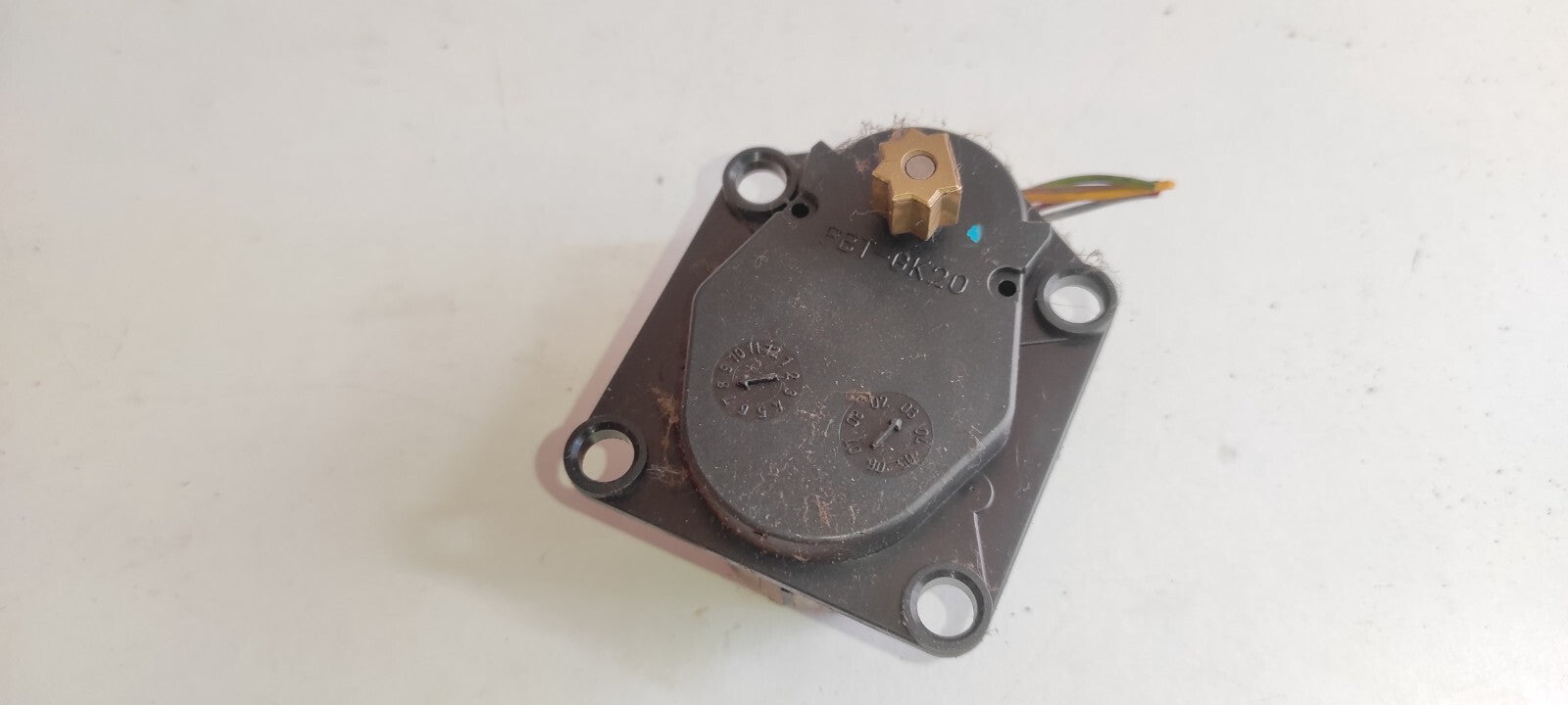 Peugeot 607 3.0i V6 2002 Heater Blower Air Flap Actuator 657102JD