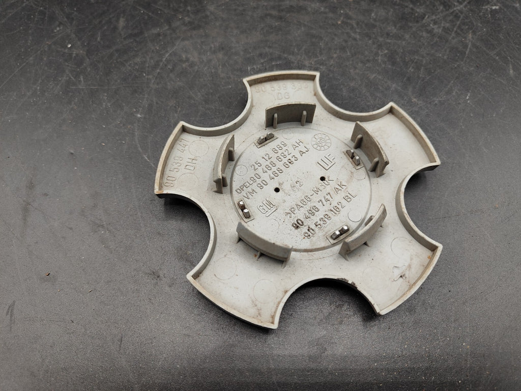 Opel Vectra B 2.0DTI 1999 Wheel Center Cap Cover 90468693 90496747 90539162
