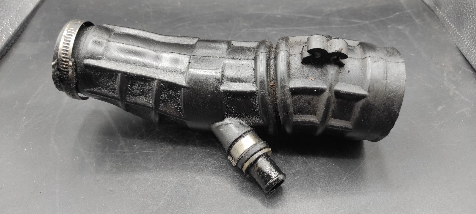 Alfa Romeo 147 1.9JTDm 85kW 8V 2005 Turbo Air Intake Pipe 46794405