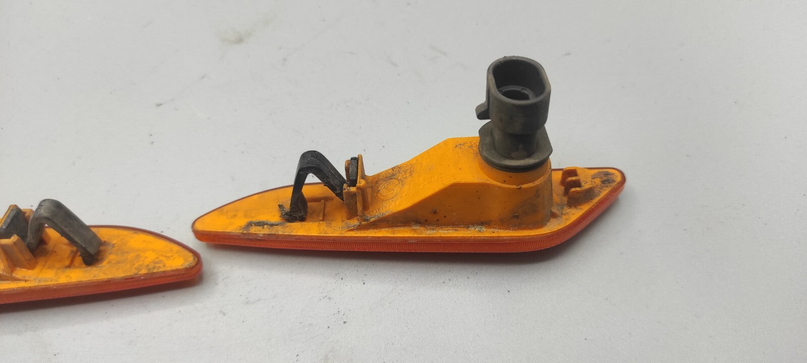 Alfa Romeo 156 2.4JTD 110kW Diesel 2002 Front Orange Indicator Turn Light Set