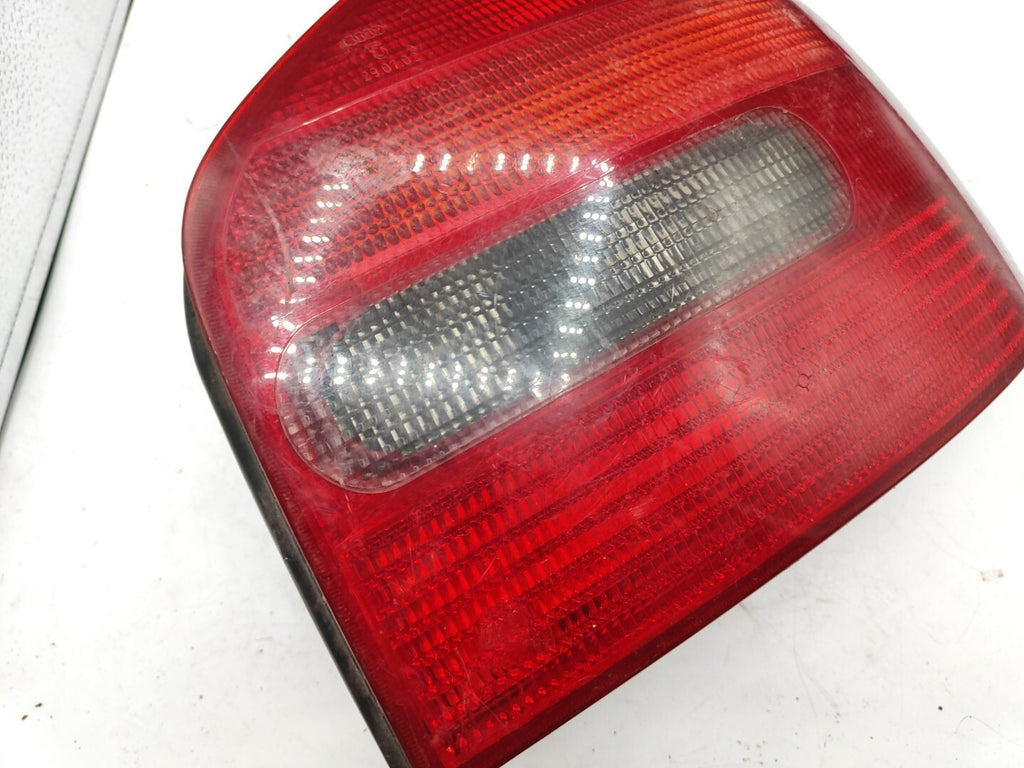 Audi A3 8L 1.8i 1999 LHD Rear Right Side Taillight Light 8L0945096