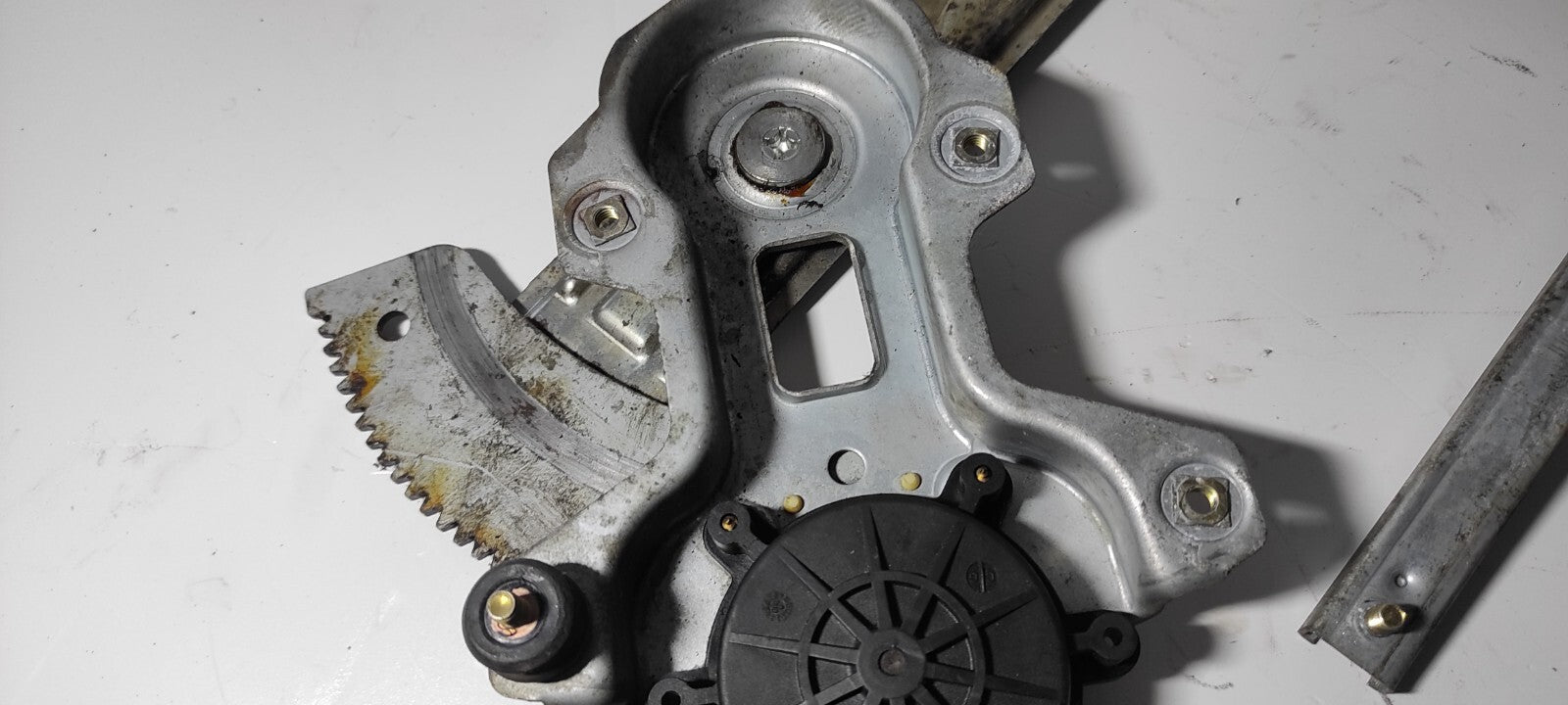 Alfa Romeo 166 2.4JTD 2002 Front Left Door Window Regulator Mechanism