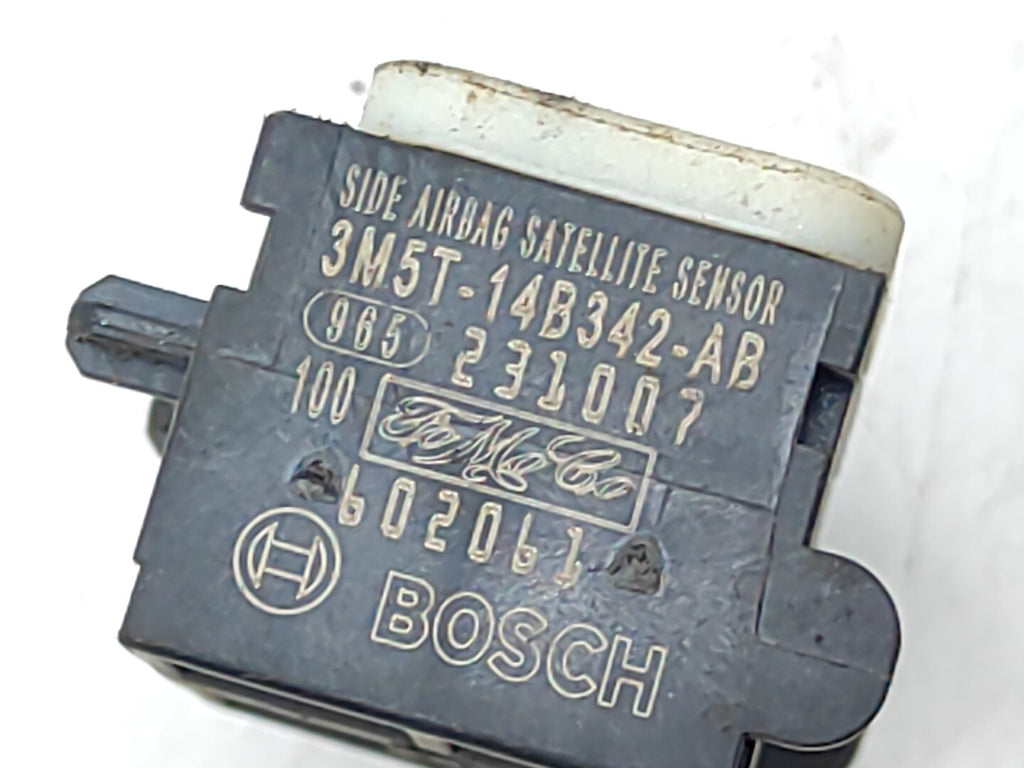 Land Rover Freelander LR2 Diesel 2009 Safety Crash Impact Sensor 3M5T14B342AB