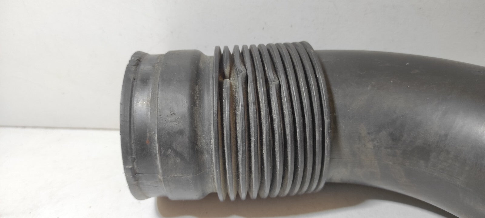 Alfa Romeo 147 2.0TS 110kW 2003 Petrol Engine Air Intake Pipe Hose 46741125