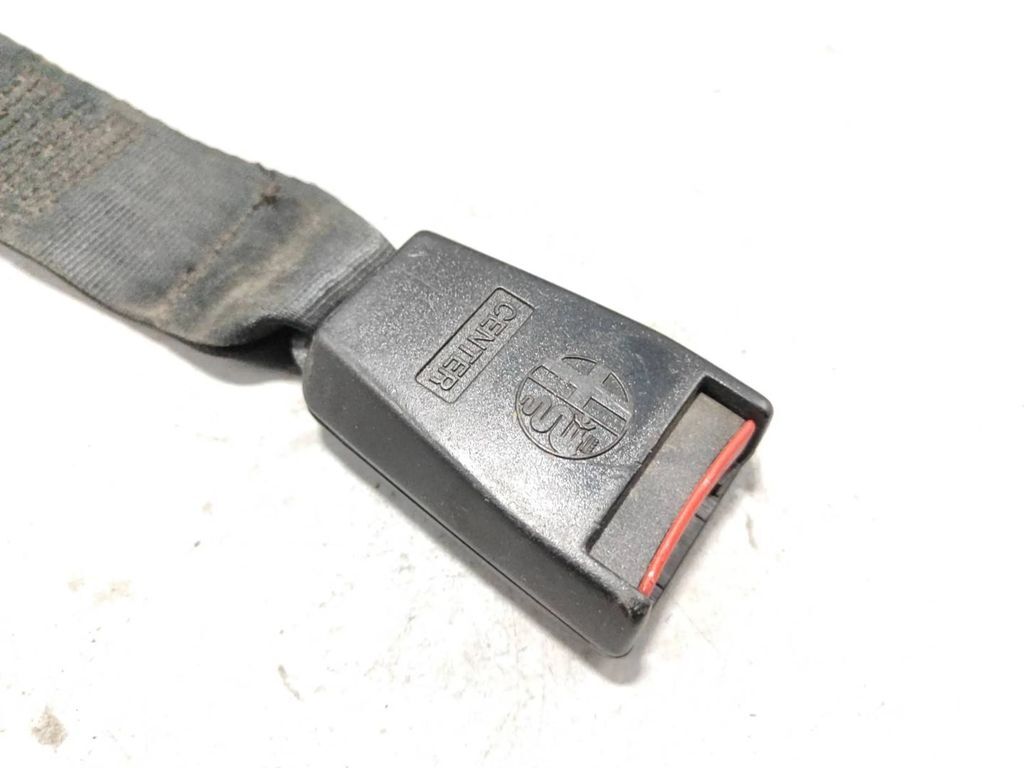 Alfa Romeo 155 1.8TS 103kW Petrol 1994 Rear Middle belt buckle 11F637232 