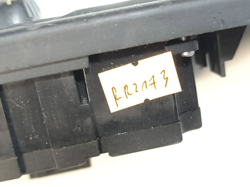 BMW 5 E60 E61 2007 HeadLight switch button 6988553 