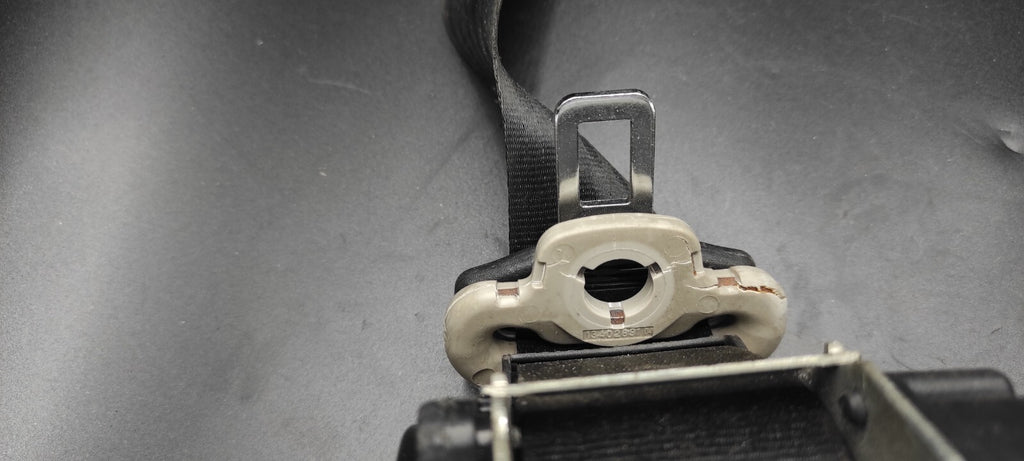 Alfa Romeo 156 2.4JTD 110kW 2004 Rear Left Seat Safety Seatbelt E2049059