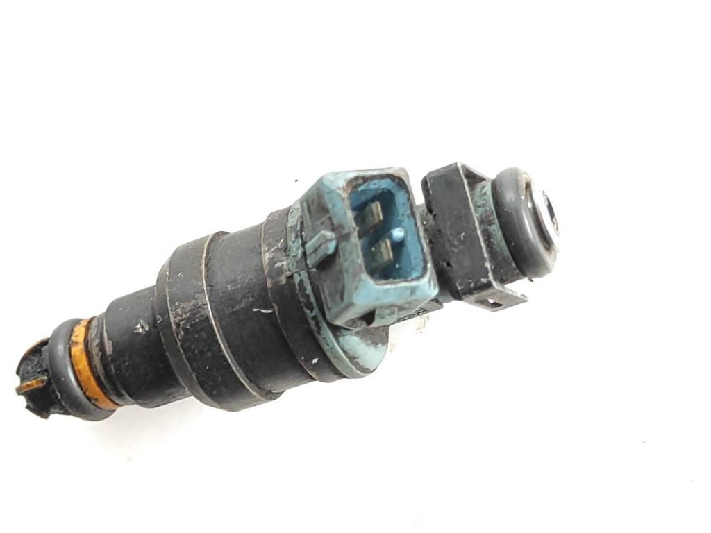 BMW 3 E36 1992 Petrol fuel injector 0280150715 