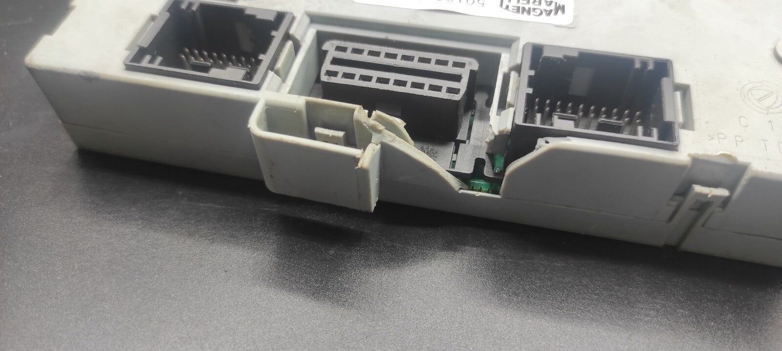 Alfa Romeo 147 1.9JTD 16V Diesel 2003 Body Comfort Control Unit Module 51711429