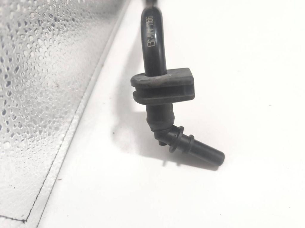 BMW M4 F82 F83 2017 S55 vacuum line pipe hose 7850594 