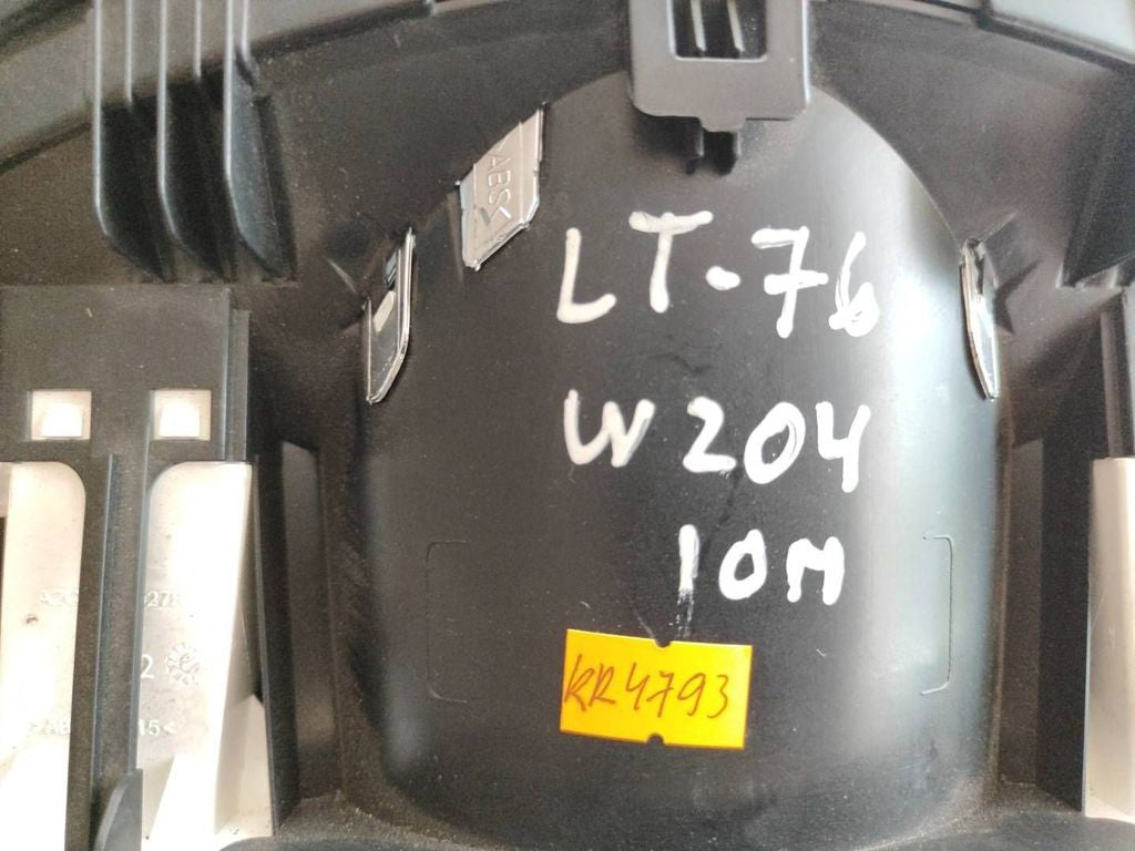 A2049002705 Mercedes-Benz C W204 2008 RHD speedometer instrument cluster 