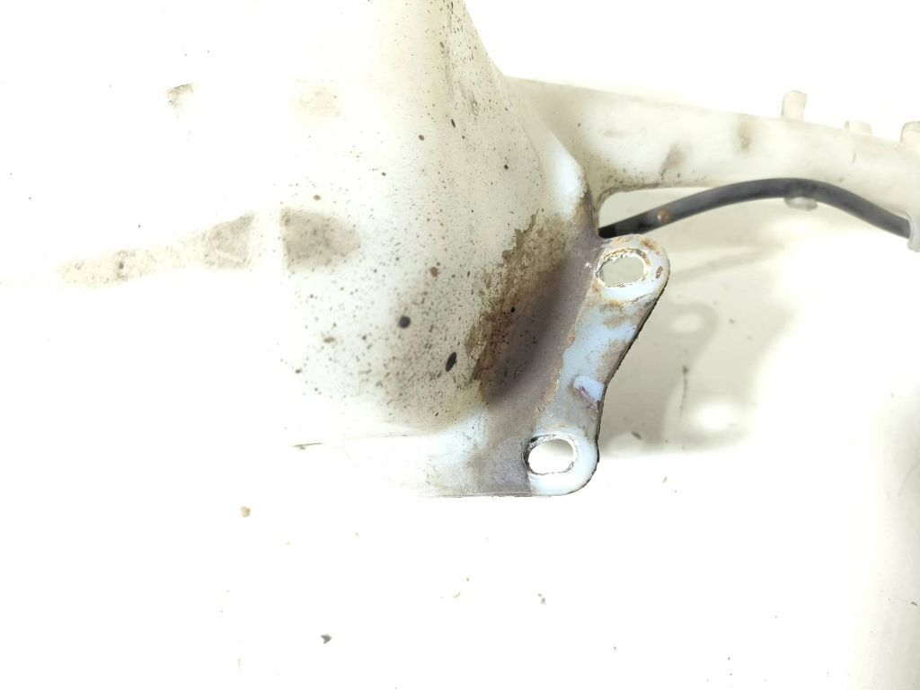 Alfa Romeo 159 2007 Windscreen washer fluid reservoir bottle E205016 