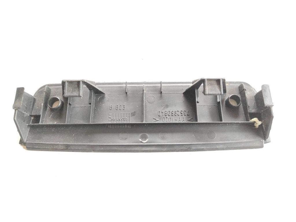 Alfa Romeo 147 2003 Third brake center stop light bracket 7352960840 