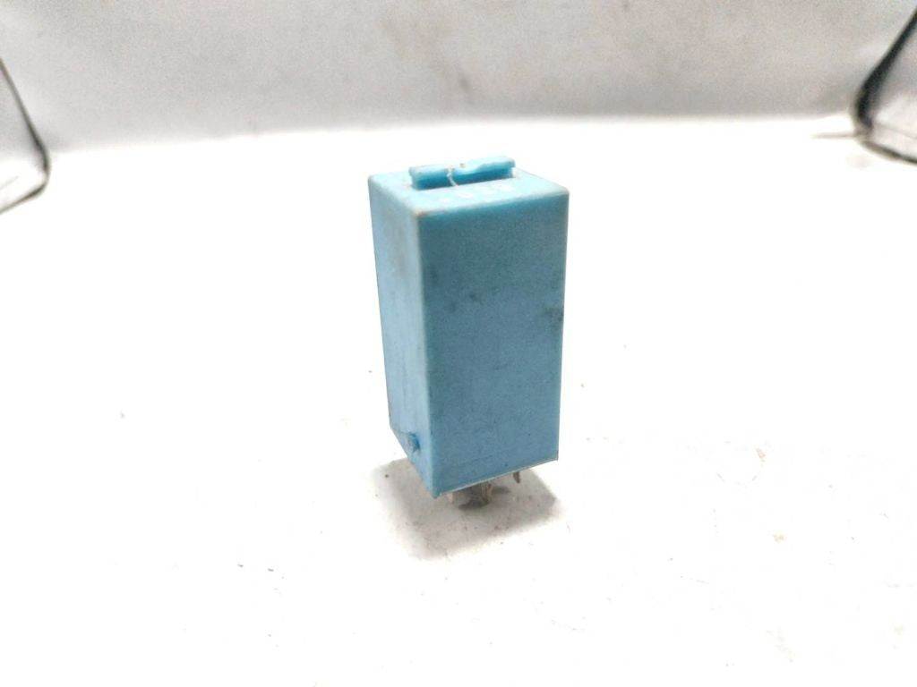 BMW 5 E39 2000 relay 1383417 