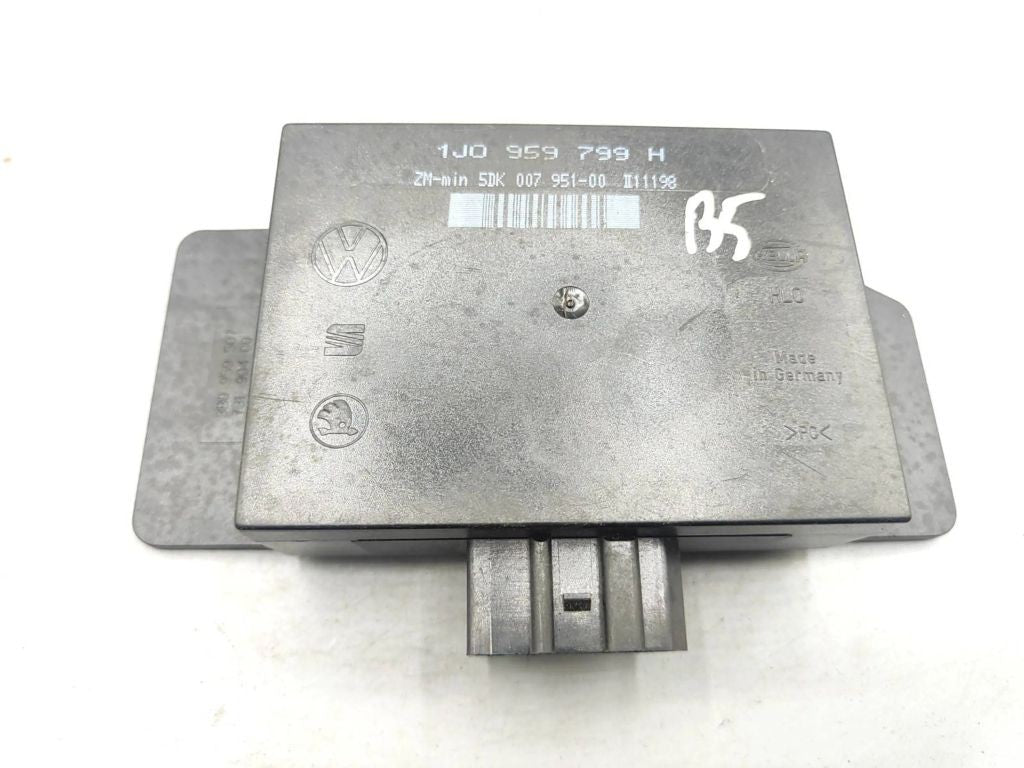 Volkswagen Golf IV MK4 TDI 1999 Comfort convenience body module 1J0959799H 