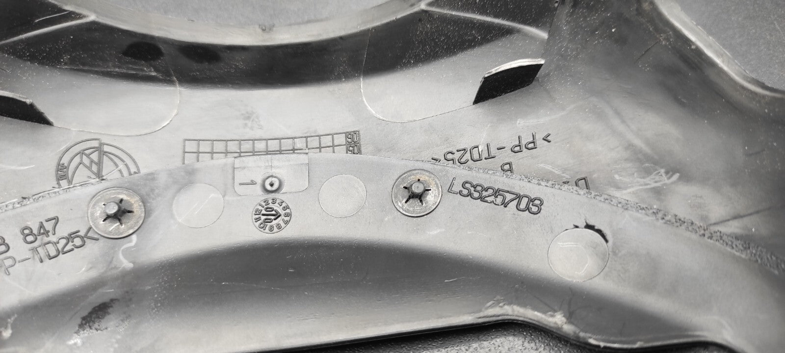 Alfa Romeo 147 / GT 1.9JTD Diesel 2004 Steering Column Cover Trim LS325703