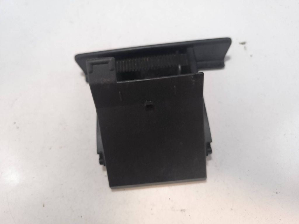 Peugeot 307 2002 ashtray insert 9637031977 