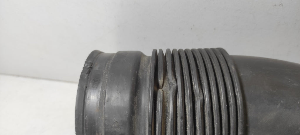 Alfa Romeo 147 2.0TS 110kW 2003 Petrol Engine Air Intake Pipe Hose 46741125