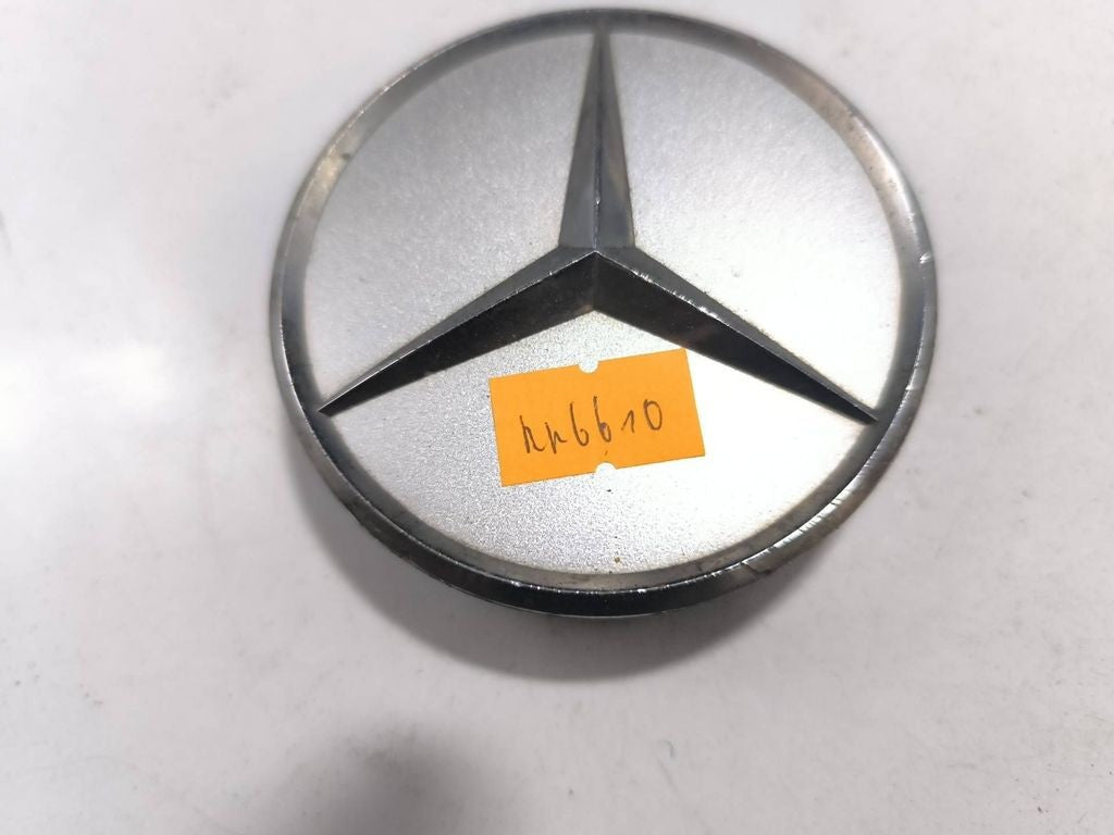 Mercedes-Benz E W211 2004 Original wheel cap 2204000125 
