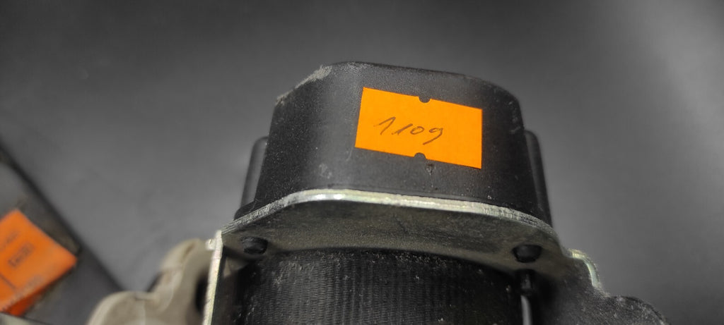 Alfa Romeo 156 2.4JTD 110kW 2003 Rear Right Seat Safety Seatbelt E2049059