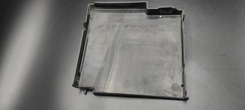 Peugeot 607 3.0 V6 2002 Fuse Box Module Block Cover 9635054880