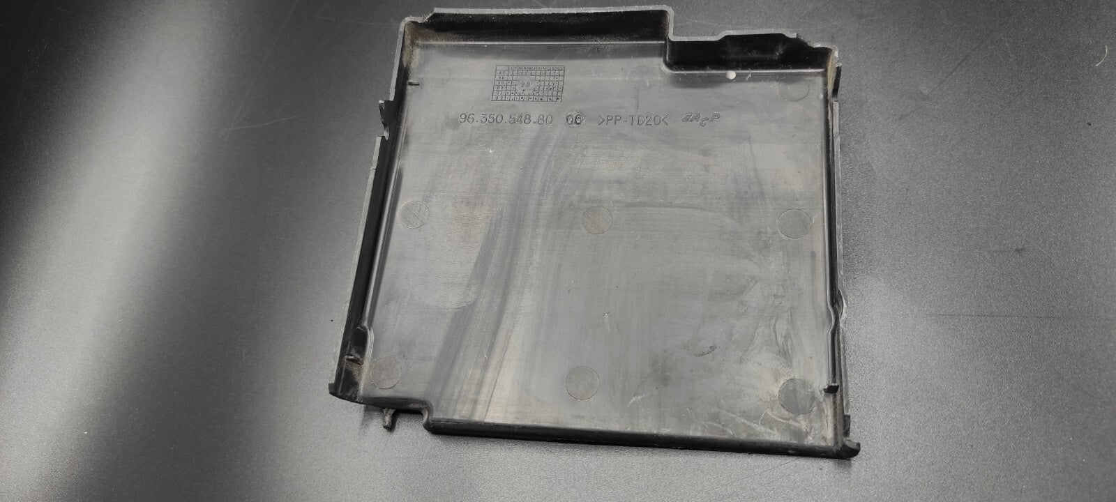 Peugeot 607 3.0 V6 2002 Fuse Box Module Block Cover 9635054880