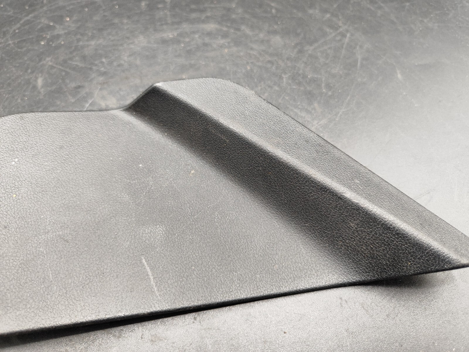 Alfa Romeo 159 SW 2002 Rear Right Tailgate Taillight Bulb Trim 156049962