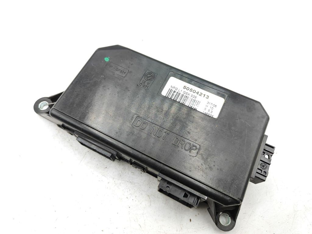 Alfa Romeo 159 2.4JTD 147kW Diesel 2007 door control unit module 50504213 