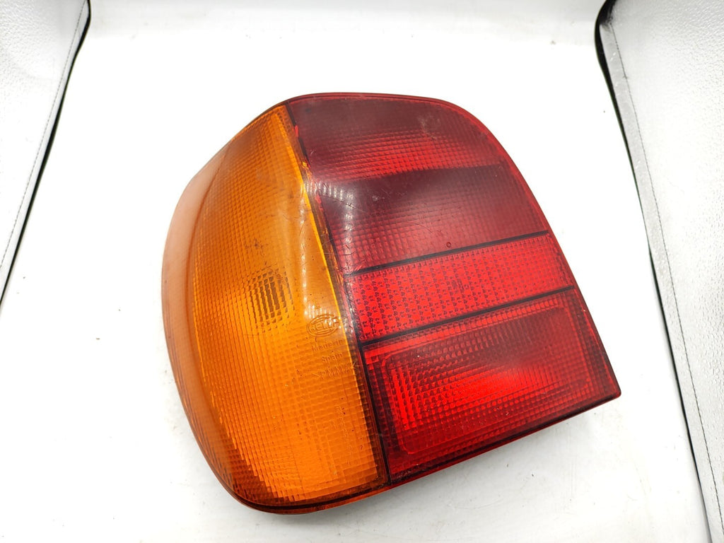 Volkswagen Polo 6N2 1996 LHD Rear Left Side Taillight Lamp Light 6N0945095