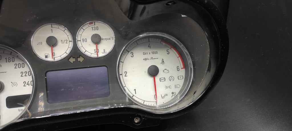 Alfa Romeo 147 1.9JTD 16V Diesel 2006 LHD Speedometer Cluster 156063199