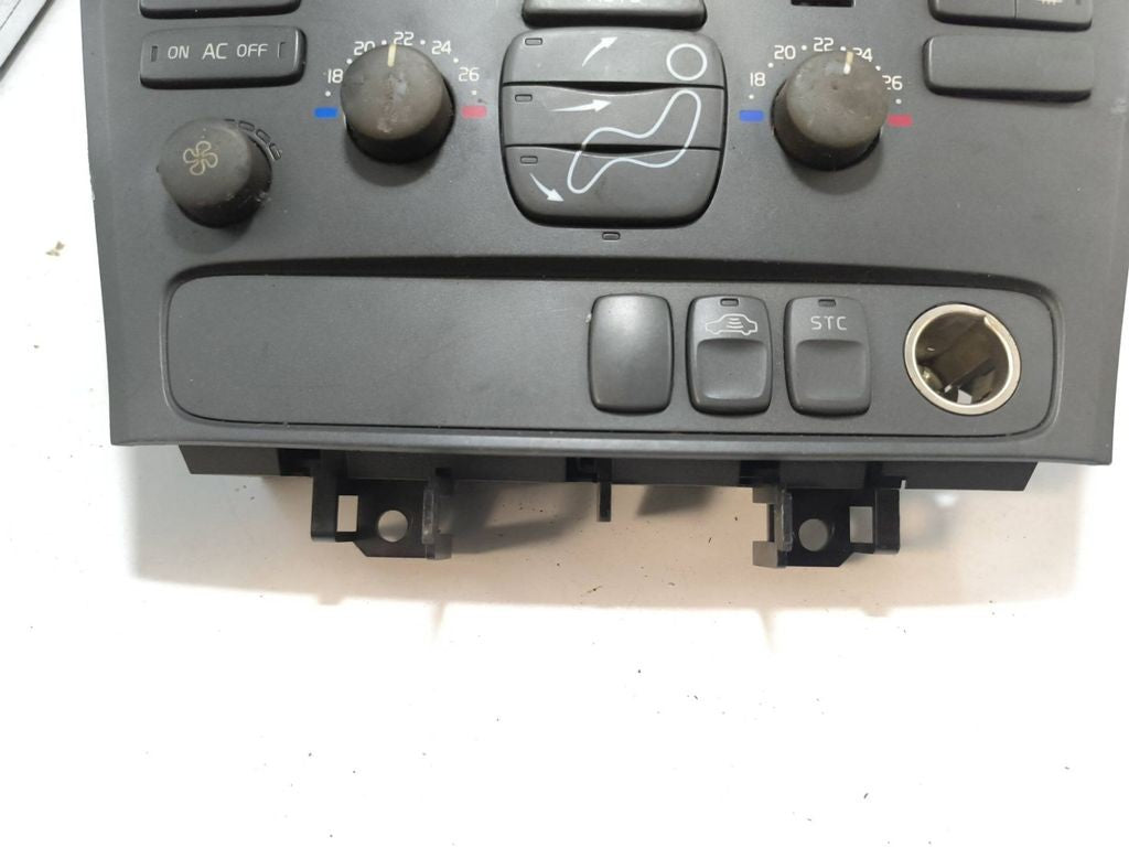 Volvo S60 2002 AC Climate control unit module 