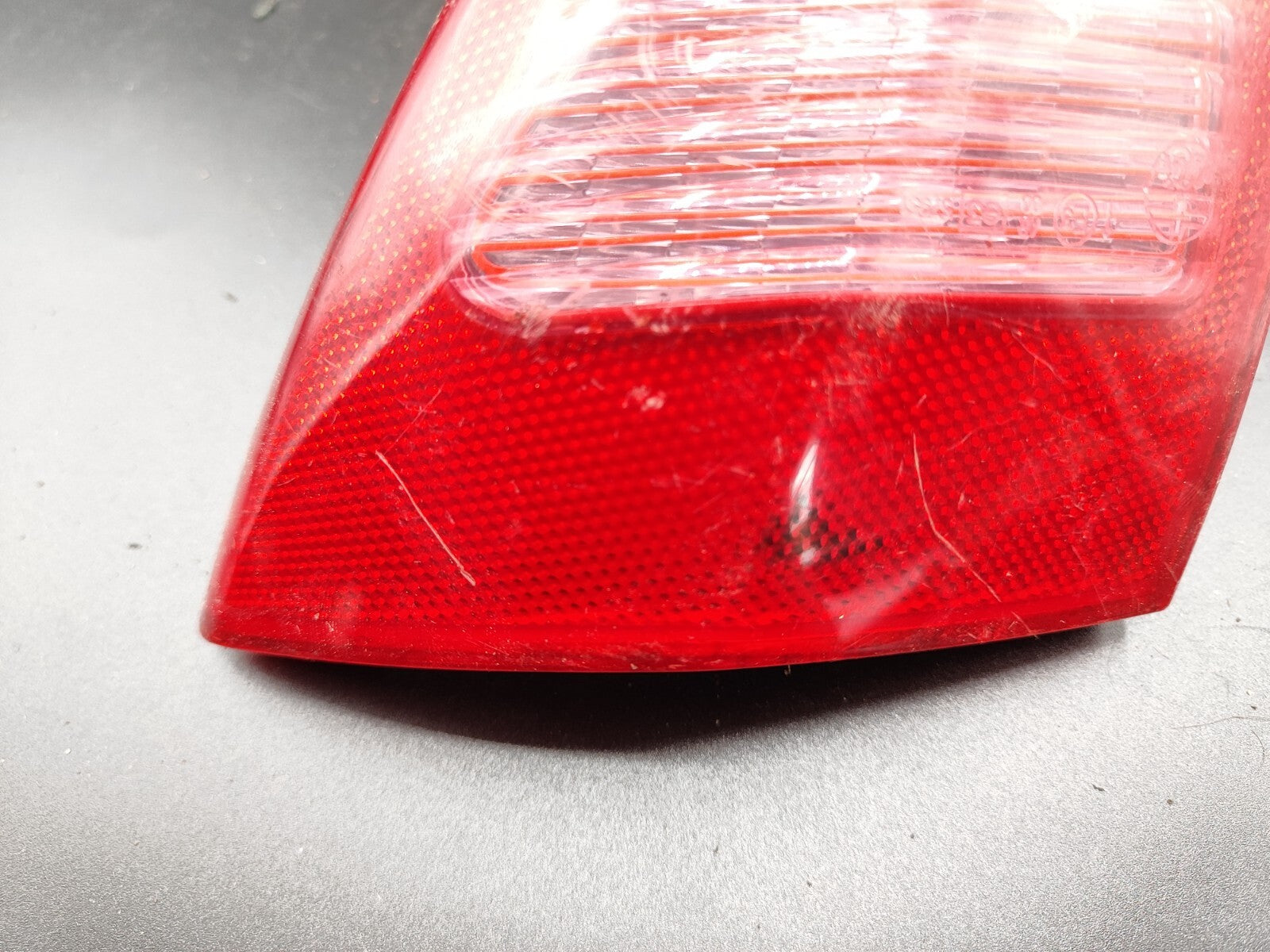 Alfa Romeo 147 1.9JTDm 16V 2003 LHD Rear Left Taillight Lamp 46747825 46556346