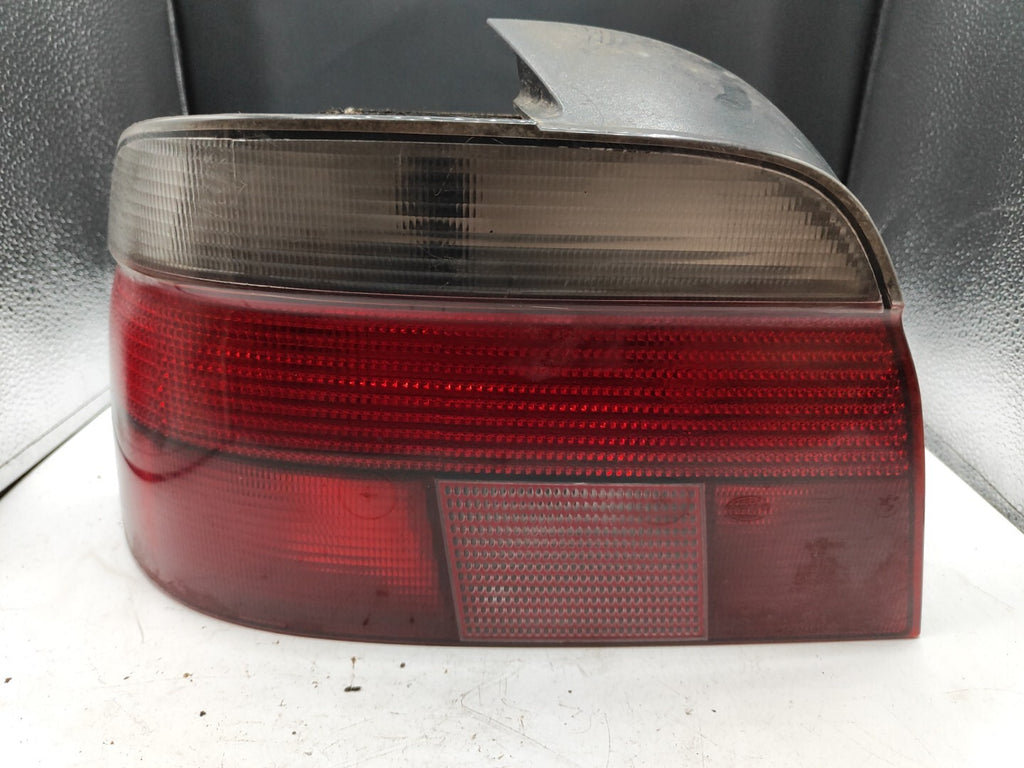 BMW 5 SERIES E39 3.0D 142kW 2000 LHD Rear Left Taillight 14603300