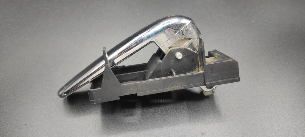 Alfa Romeo GT 1.9JTD 110kW 2006 Front Right Door Opening Inner Handle 46736145